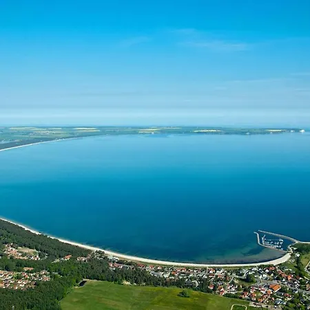 Deichhaus Aalfaenger Mit Boddenblick, Kamin Und Strandnaehe Holiday home *