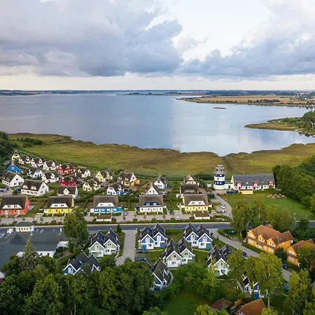 Holiday home Deichhaus Aalfaenger Mit Boddenblick, Kamin Und Strandnaehe