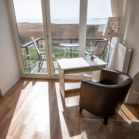 Deichhaus Aalfaenger Mit Boddenblick, Kamin Und Strandnaehe * بريجا